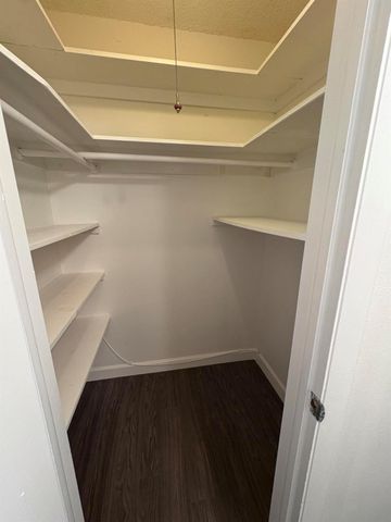 26 Kingswood B, West Palm Beach, FL 33417