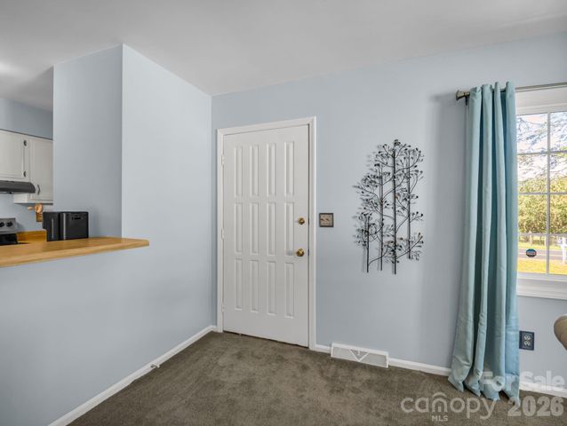 3 Apple Blossom Lane, Hendersonville, NC 28792