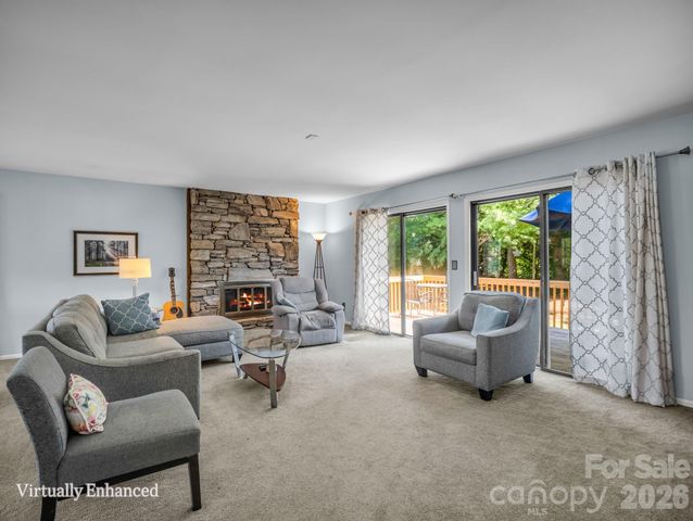 3 Apple Blossom Lane, Hendersonville, NC 28792