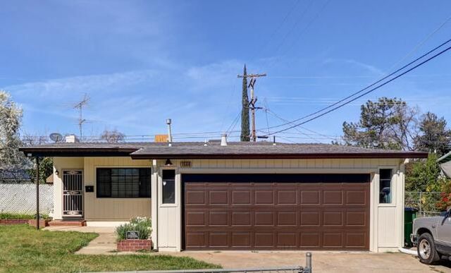 1558 Jeffries Street, Anderson, CA 96007