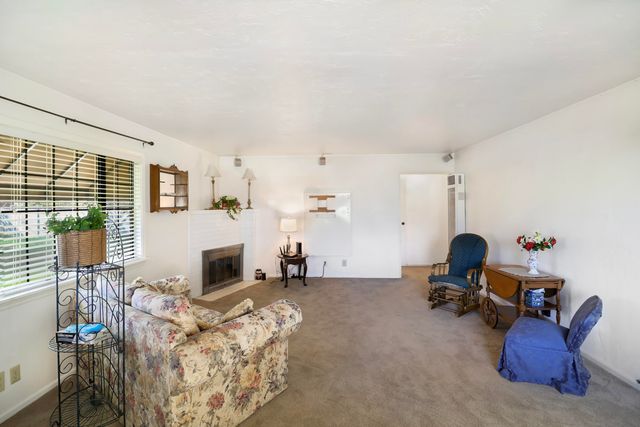 1558 Jeffries Street, Anderson, CA 96007