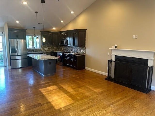 34 Carpenter Ave, Worcester, MA 01605