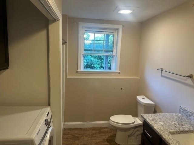 34 Carpenter Ave, Worcester, MA 01605