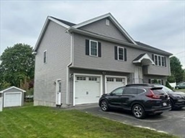 34 Carpenter Ave, Worcester, MA 01605