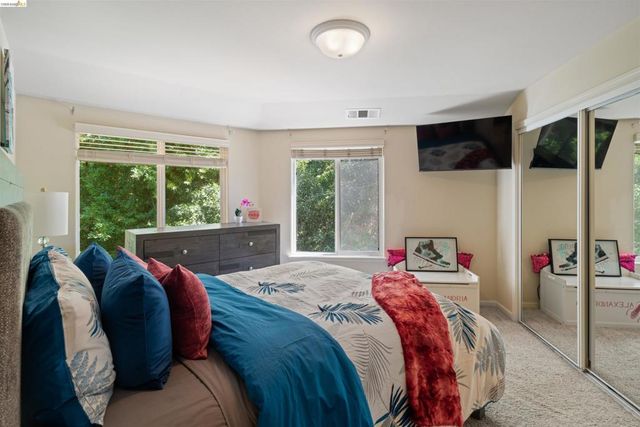 628 Stanley Ln, El Sobrante, CA 94803