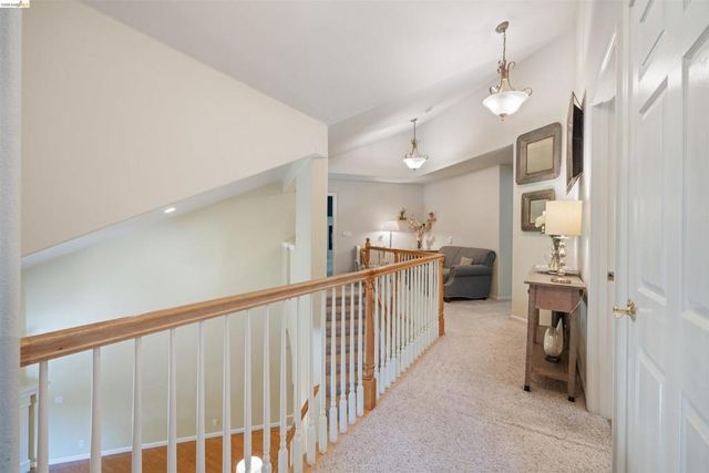 628 Stanley Ln, El Sobrante, CA 94803