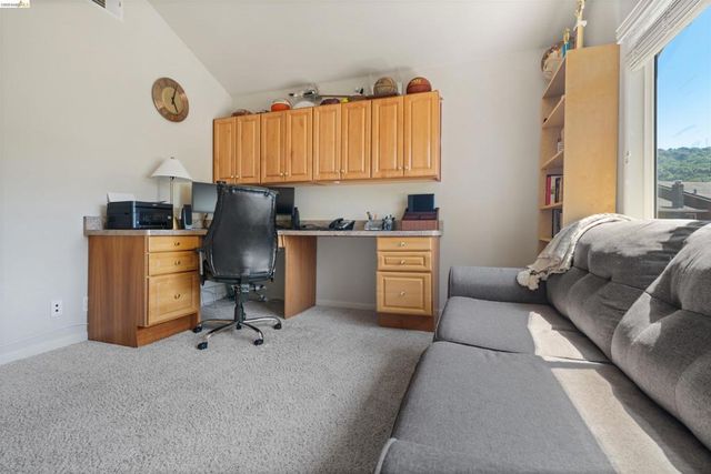 628 Stanley Ln, El Sobrante, CA 94803