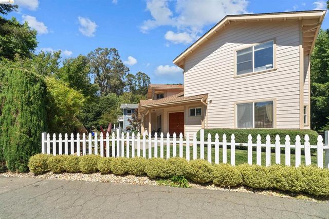 628 Stanley Ln, El Sobrante, CA 94803