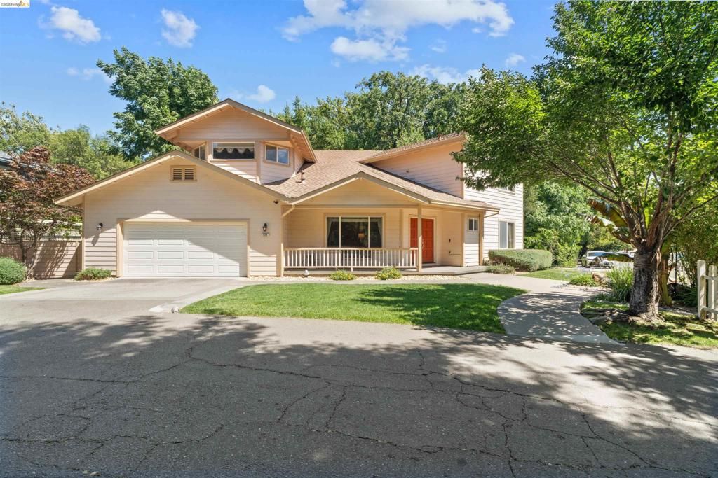 628 Stanley Ln, El Sobrante, CA 94803