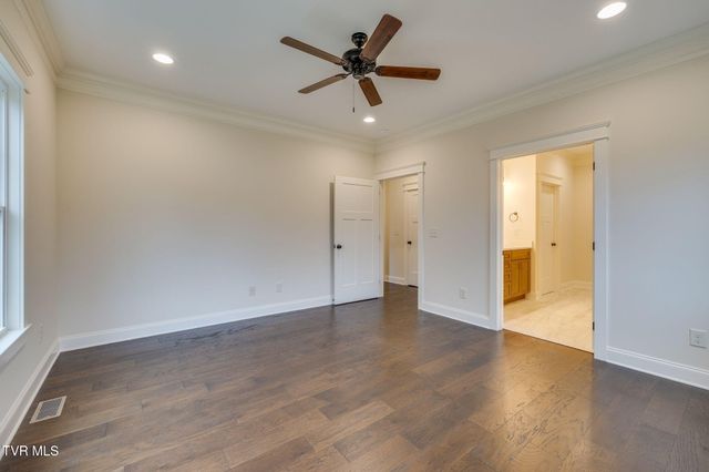 303 Azure Landing, Jonesborough, TN 37659