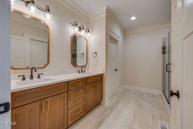 303 Azure Landing, Jonesborough, TN 37659