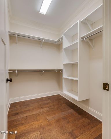 303 Azure Landing, Jonesborough, TN 37659