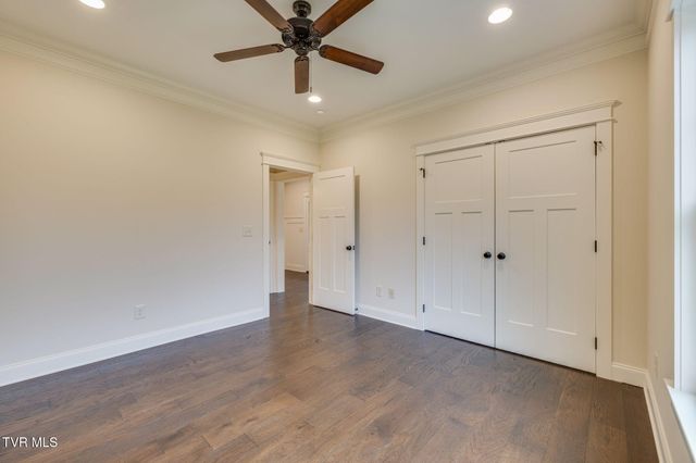 303 Azure Landing, Jonesborough, TN 37659