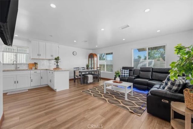 707 N Park Ave, Covina, CA 91723