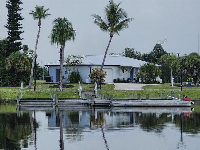 87 BOUNDARY BOULEVARD 7, Rotonda West, FL 33947