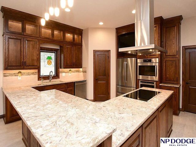 14605 Fir Circle, Plattsmouth, NE 68048