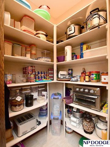 14605 Fir Circle, Plattsmouth, NE 68048