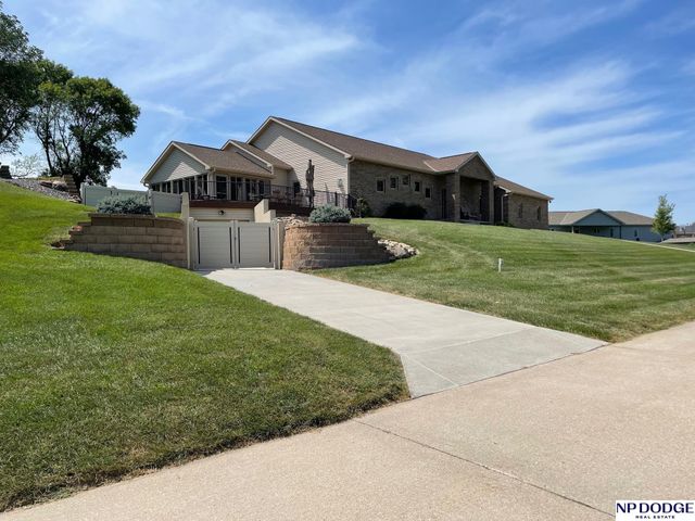 14605 Fir Circle, Plattsmouth, NE 68048