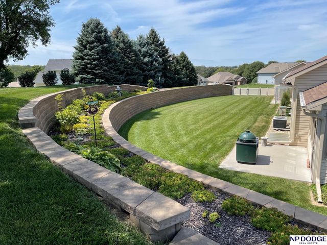 14605 Fir Circle, Plattsmouth, NE 68048