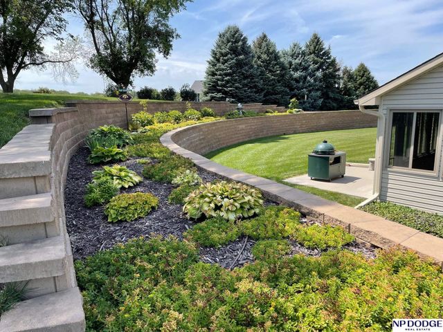 14605 Fir Circle, Plattsmouth, NE 68048