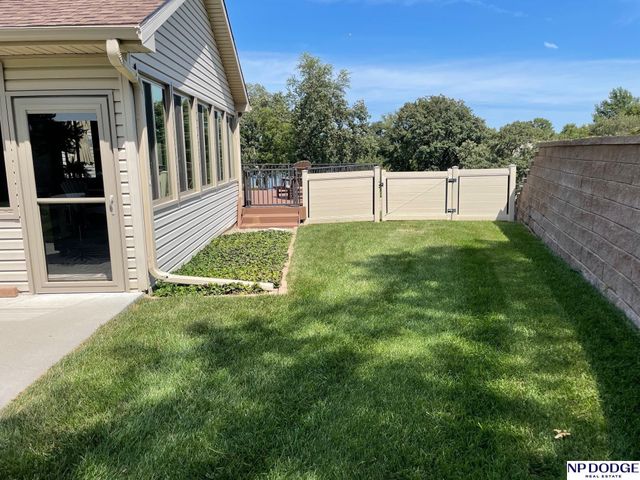 14605 Fir Circle, Plattsmouth, NE 68048