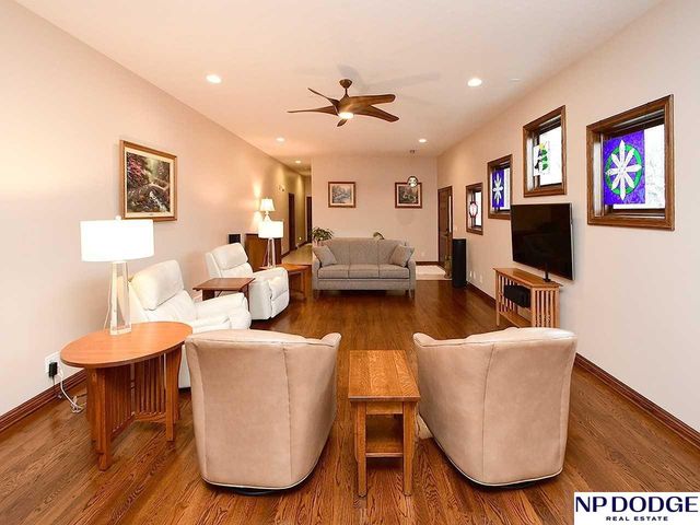 14605 Fir Circle, Plattsmouth, NE 68048