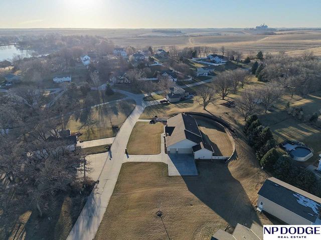 14605 Fir Circle, Plattsmouth, NE 68048