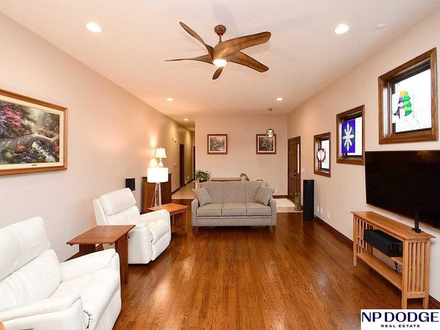 14605 Fir Circle, Plattsmouth, NE 68048