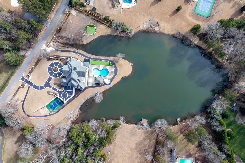 Image 115 of property listing at 10450 Belladrum, Alpharetta, GA 30022