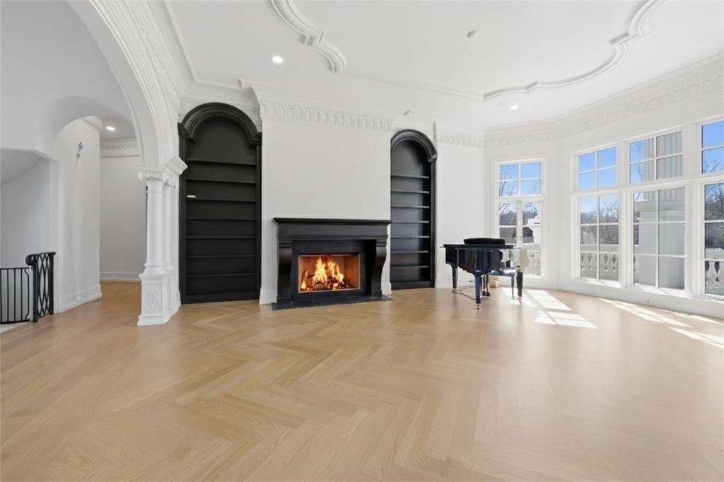 Image 19 of property listing at 10450 Belladrum, Alpharetta, GA 30022