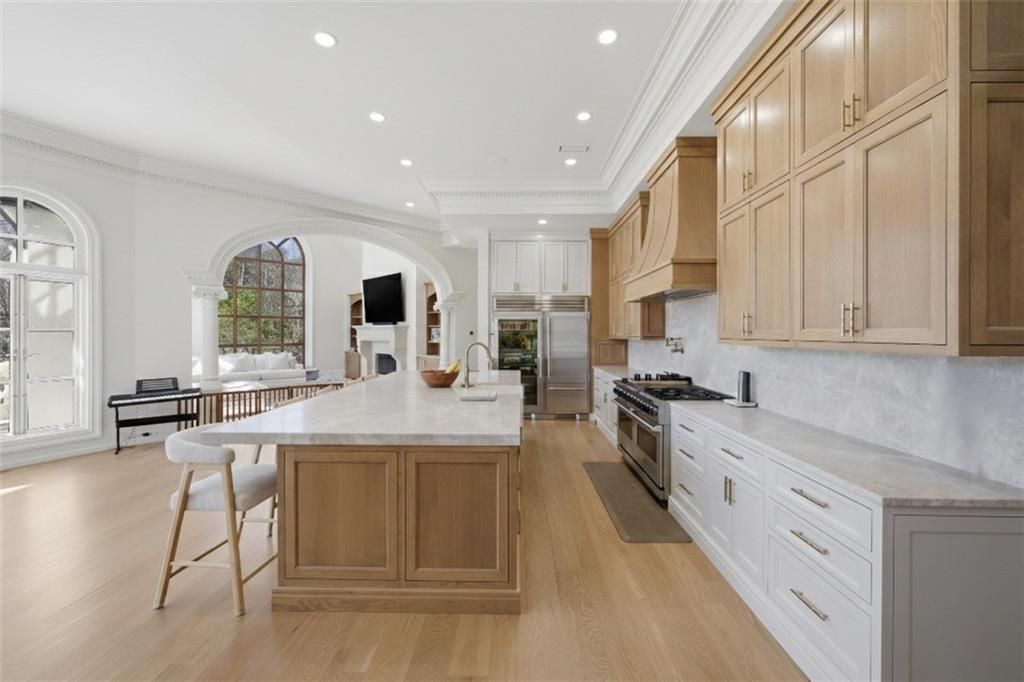 Image 26 of property listing at 10450 Belladrum, Alpharetta, GA 30022