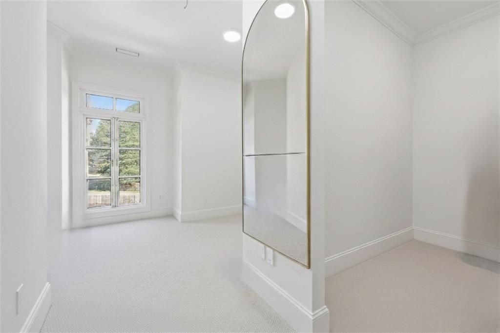 Image 77 of property listing at 10450 Belladrum, Alpharetta, GA 30022