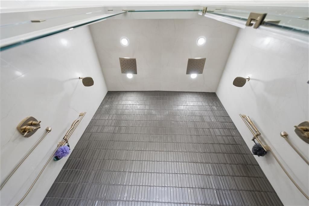 Image 82 of property listing at 10450 Belladrum, Alpharetta, GA 30022