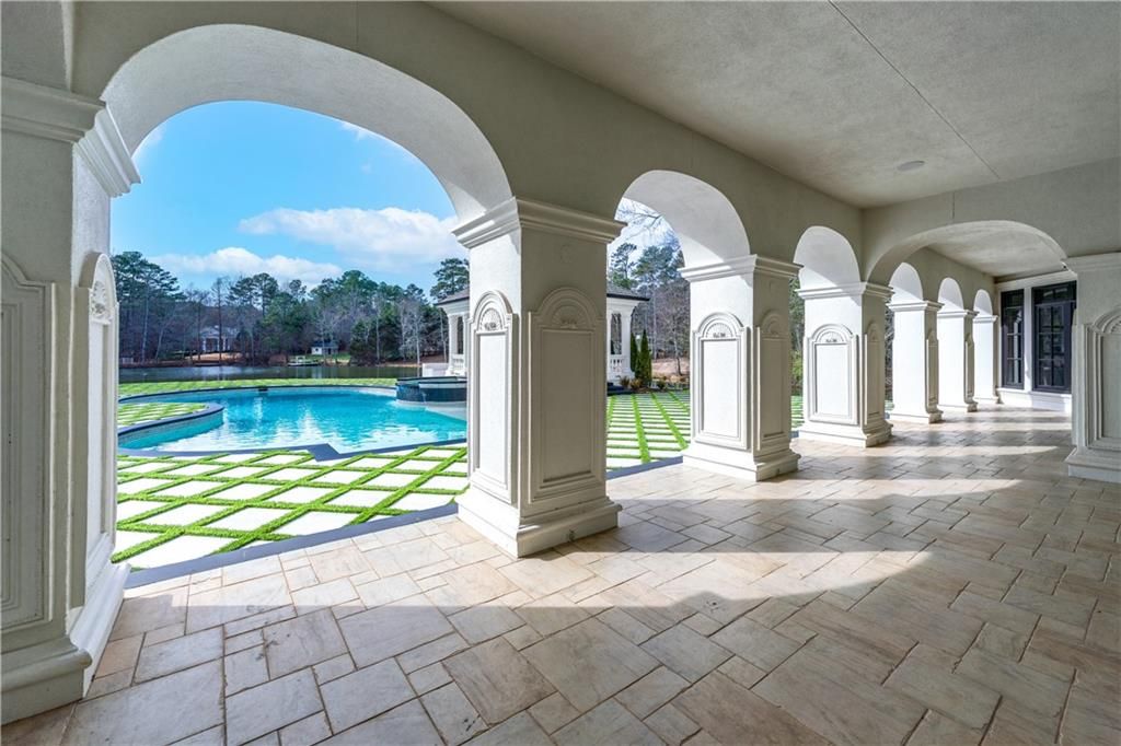 Image 90 of property listing at 10450 Belladrum, Alpharetta, GA 30022
