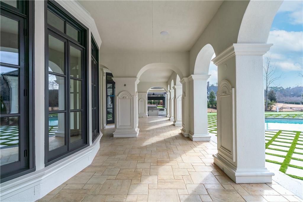 Image 91 of property listing at 10450 Belladrum, Alpharetta, GA 30022