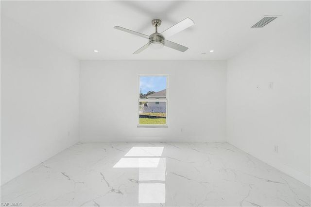 2505 39th ST SW, Lehigh Acres, FL 33976