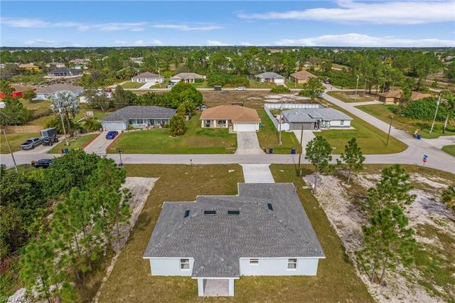 2505 39th ST SW, Lehigh Acres, FL 33976