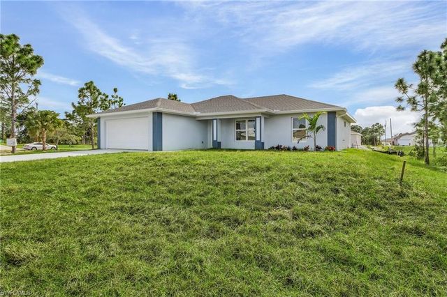 2505 39th ST SW, Lehigh Acres, FL 33976