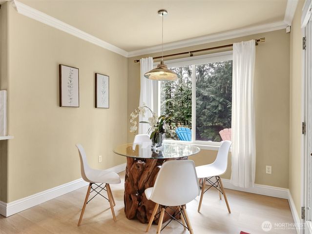 21745 NE 181st Place, Woodinville, WA 98077