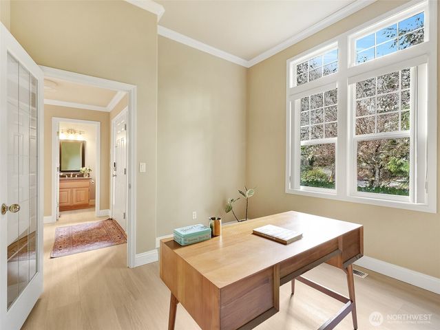 21745 NE 181st Place, Woodinville, WA 98077