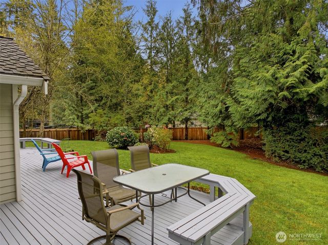 21745 NE 181st Place, Woodinville, WA 98077