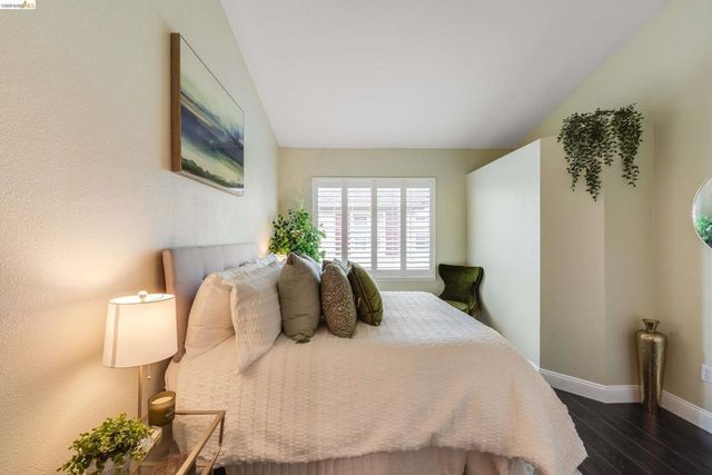 2146 2146 Sand Dollar Dr, Richmond, CA 94804