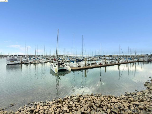 2146 2146 Sand Dollar Dr, Richmond, CA 94804