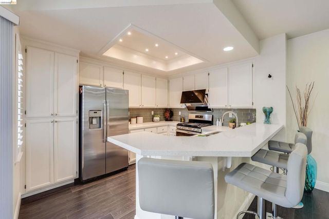 2146 2146 Sand Dollar Dr, Richmond, CA 94804