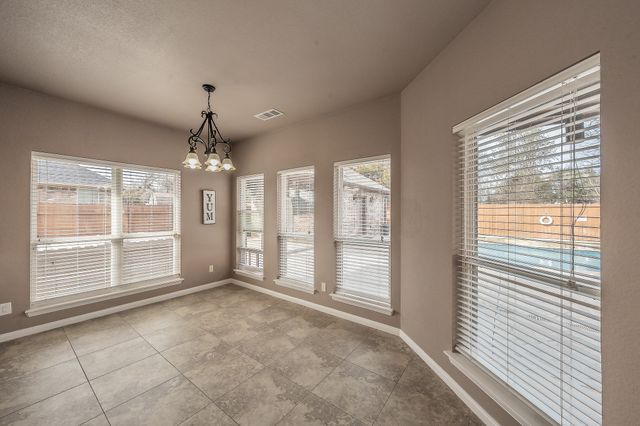 405 Edgewood Terrace, Boyd, TX 76023