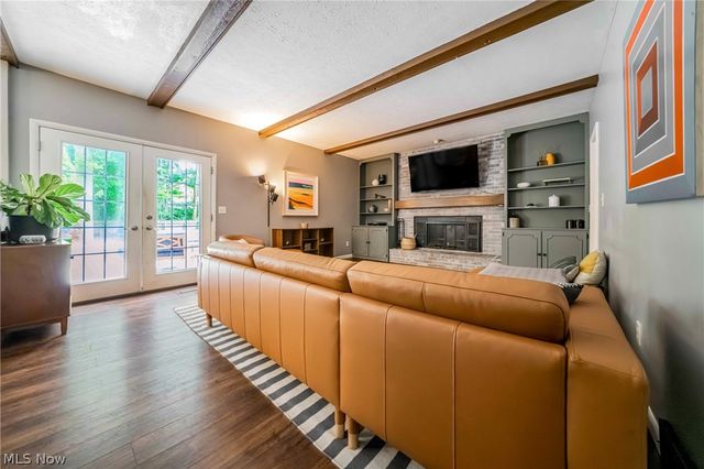 427 Armour Road, Avon Lake, OH 44012