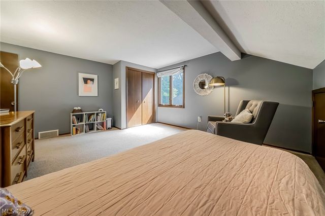 427 Armour Road, Avon Lake, OH 44012