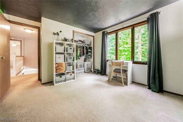 427 Armour Road, Avon Lake, OH 44012