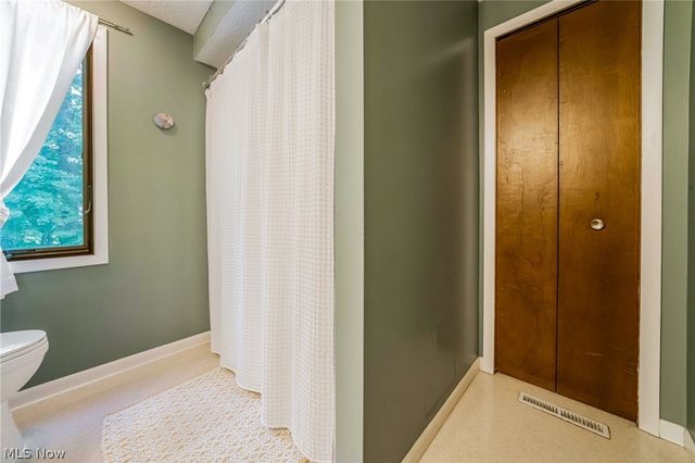 427 Armour Road, Avon Lake, OH 44012
