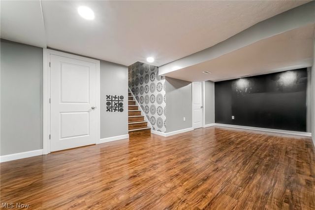 427 Armour Road, Avon Lake, OH 44012
